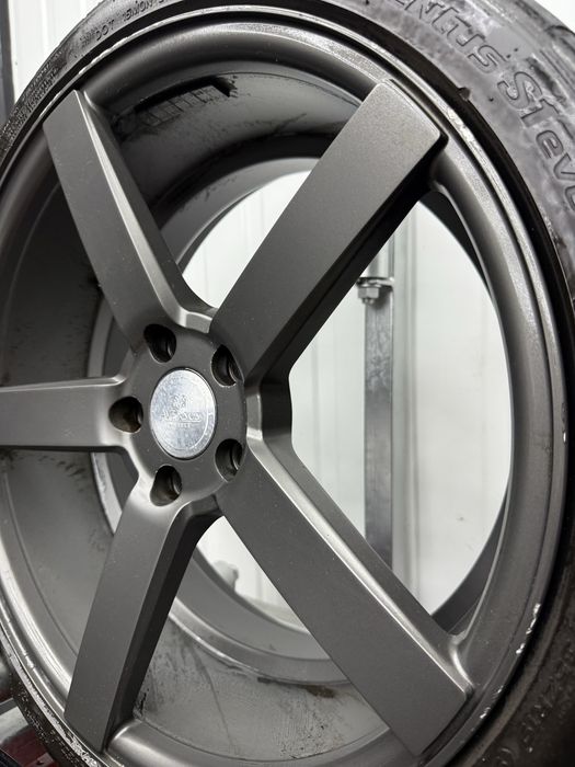 Alufelgi KOMPLET 19 cali 5x112 AVERSUS Audi VW Seat Skoda Mercedes