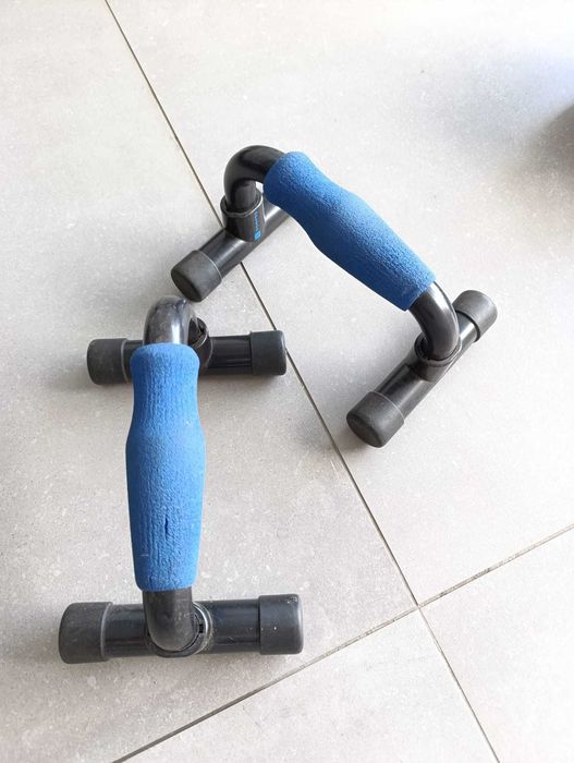 Equipamentos para Ginástica - Elíptica, Halteres, Banco Musculação,..