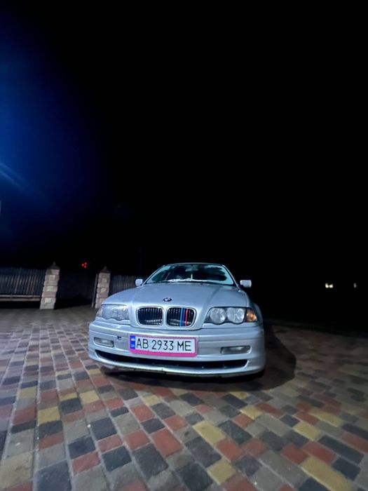Машина BMW E46 2.0 дизель