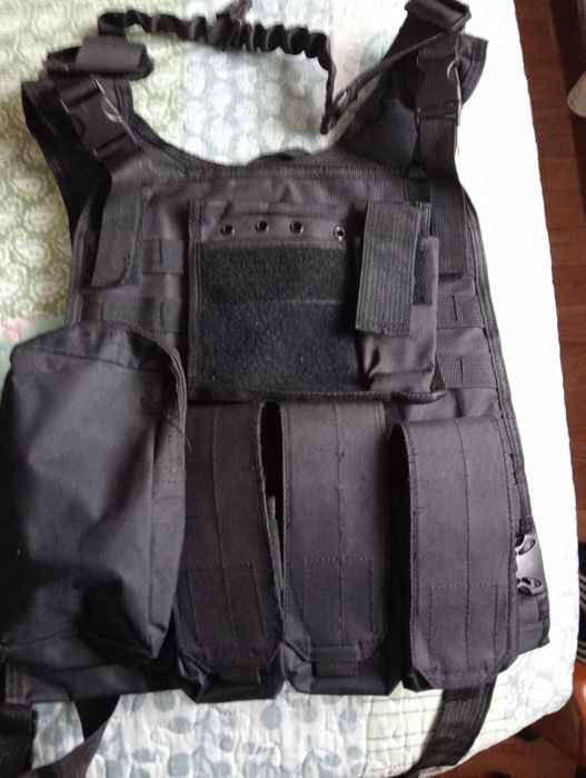 Colete tático airsoft e capacete