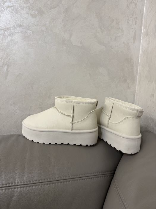 Розпродаж. Угги на платформі короткі. Ugg mini platform