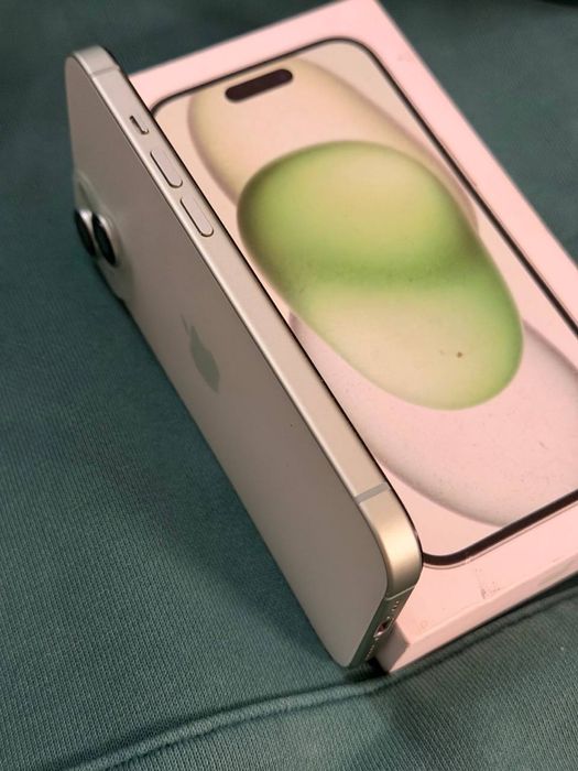 iPhone 15 128gb green