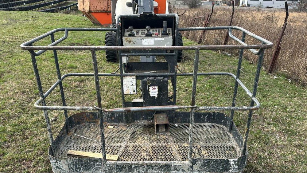 Podest teleskopowy MANITOU 180ATJ (87)