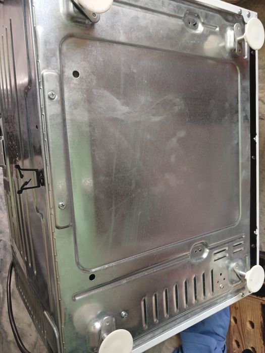 Електродуховка Beko bmf30w