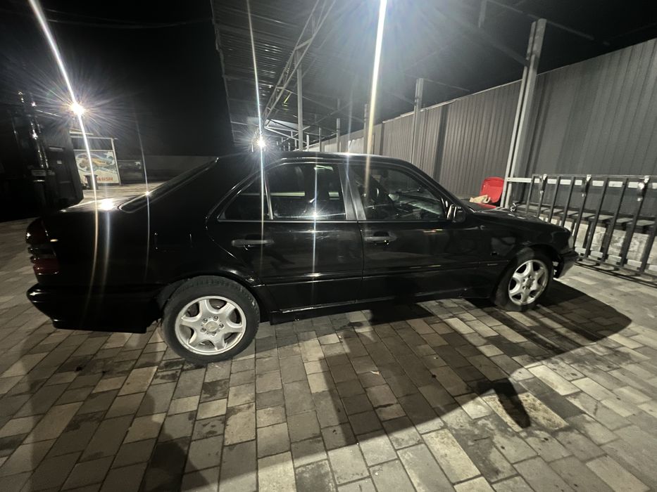Mercedes c180 w202