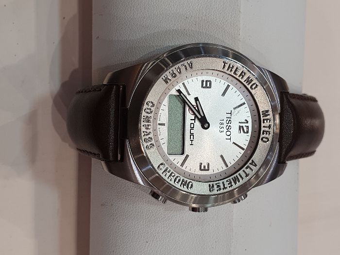 TISSOT Relógios novos (5 unidades 1200€)