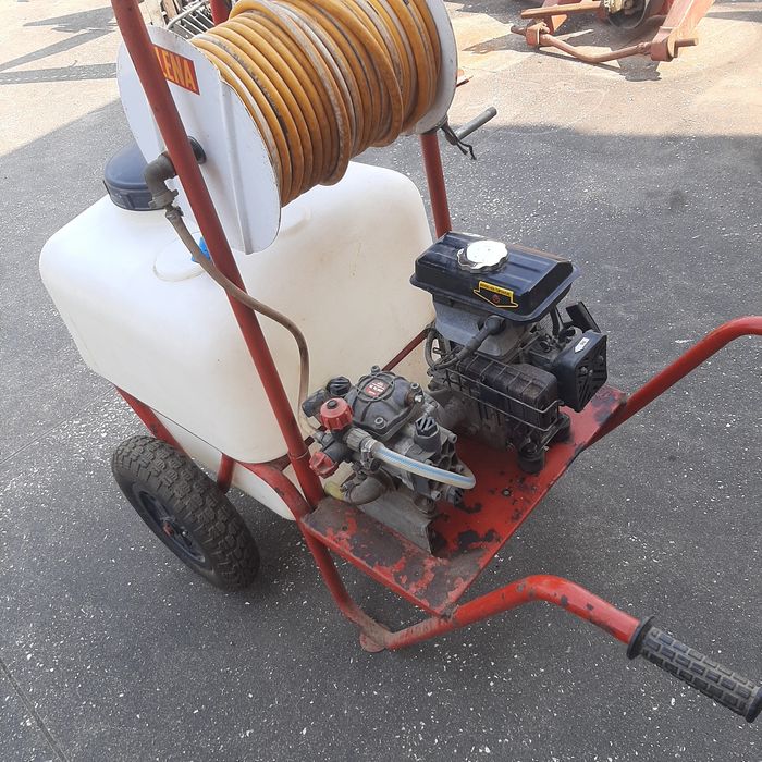 Moto Pulverizador  Lena  de 120 L