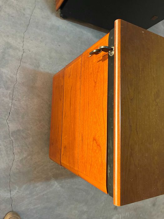 2 rodados de escritório da marca ditemóveis
