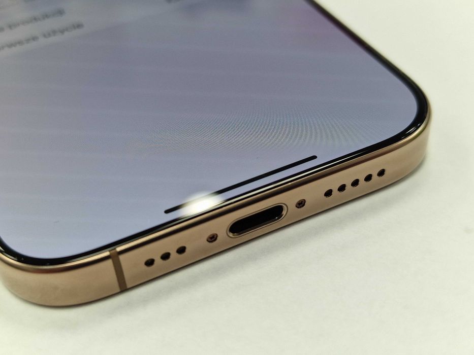Iphone 16 PRO 128GB/ Desert Titanium/ A3293/ BAT 93%/ Grade A + ładow