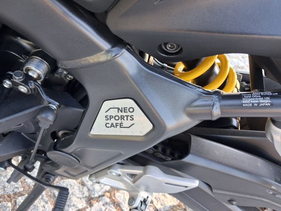 Honda CB 650R Neo Sports Café  95cv