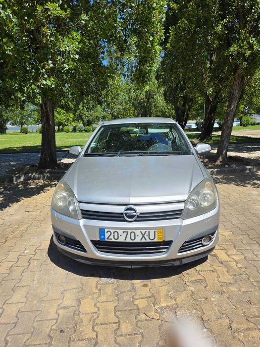 Opel astra 2024