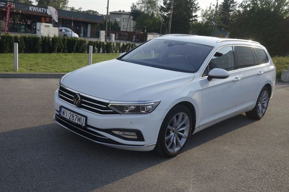 Volkswagen Passat Iq Ledy Elegance Bezkolizyjny Salon Pl. Serwis