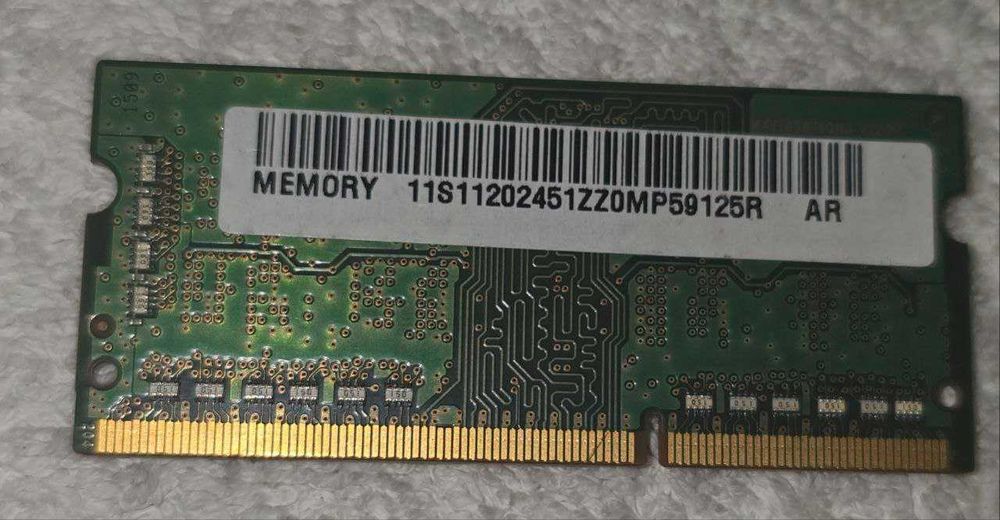 Оперативна пам’ять Samsung 2GB DDR3L SO-DIMM