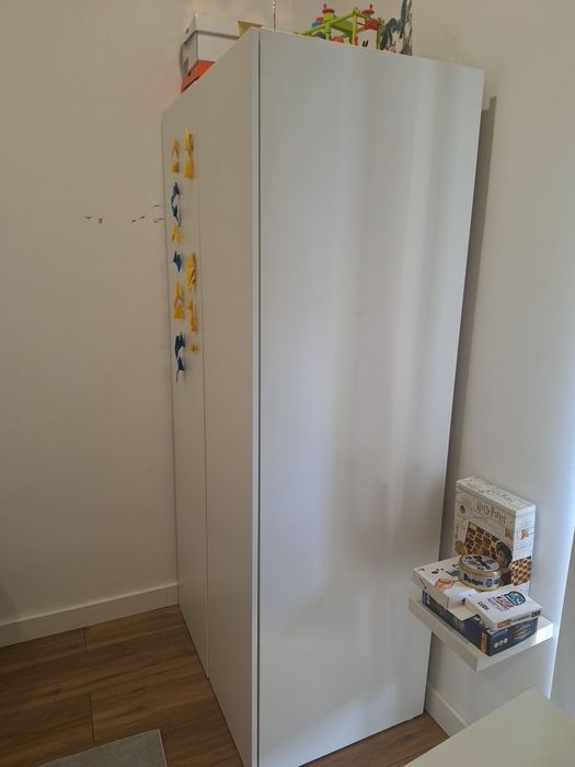 Roupeiro duas portas IKEA