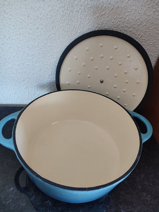 Tacho de ferro fundido