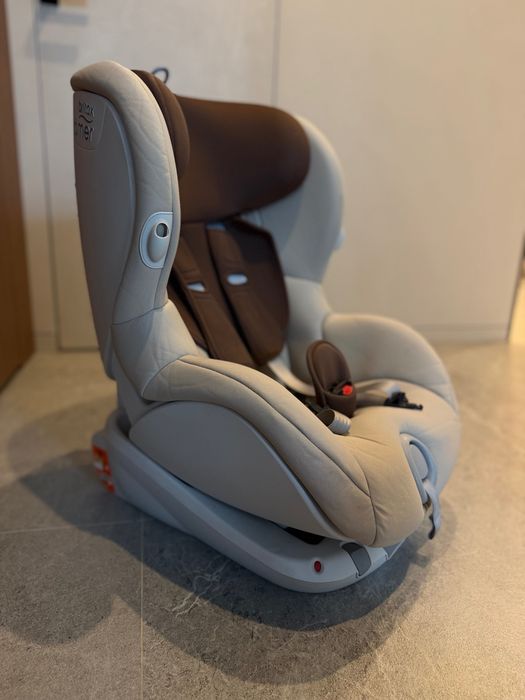 Продам автокрісло Britax Römer