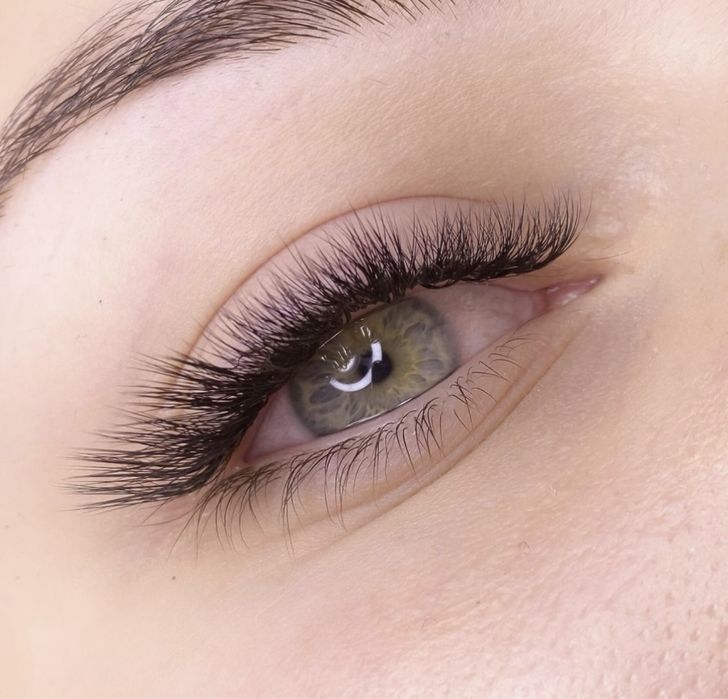 Наращивание ресниц