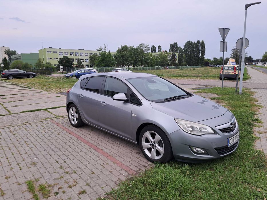 Opel Astra J benzyna + LPG