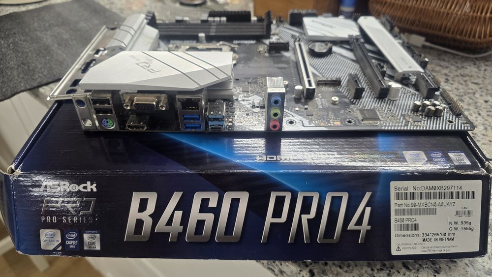 AsRock B460 Pro4 Komplet Perelka