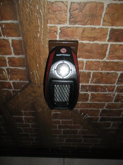 mały grzejnik do kontaktu nowy