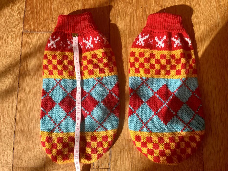 Camisolas em lã para cão