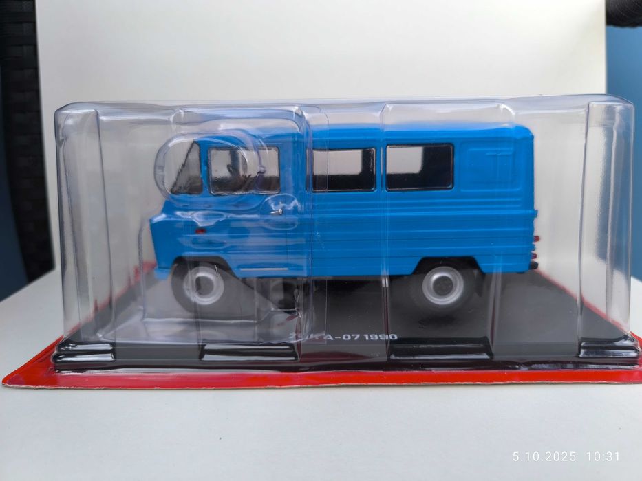 Kolekcja Samochody PRL 1:24 Hachette 3x Żuk A-07 Kultowe Auta