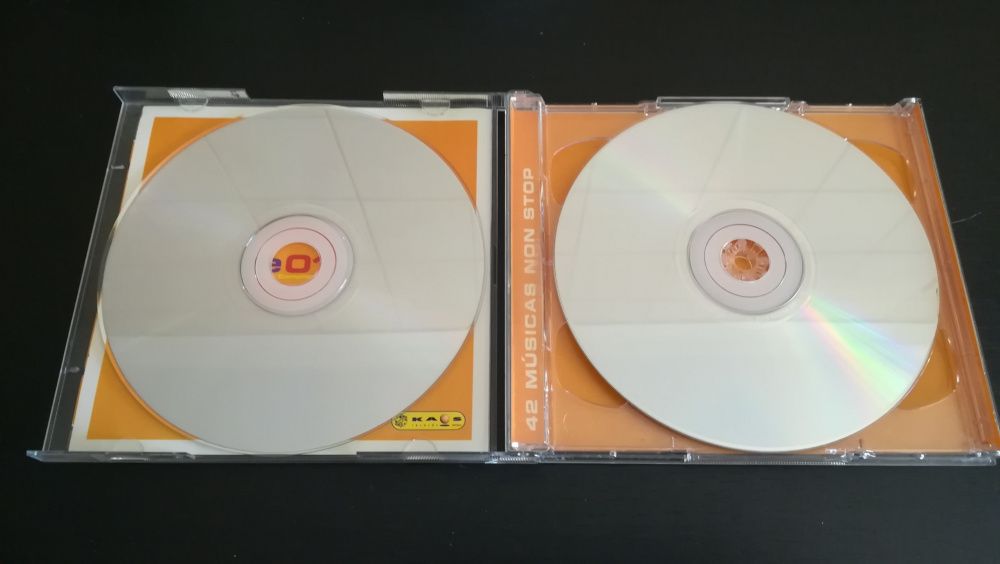 Duplo CD - Algarve 01 - KAOS - The Summer Dance Compillation - de 2001