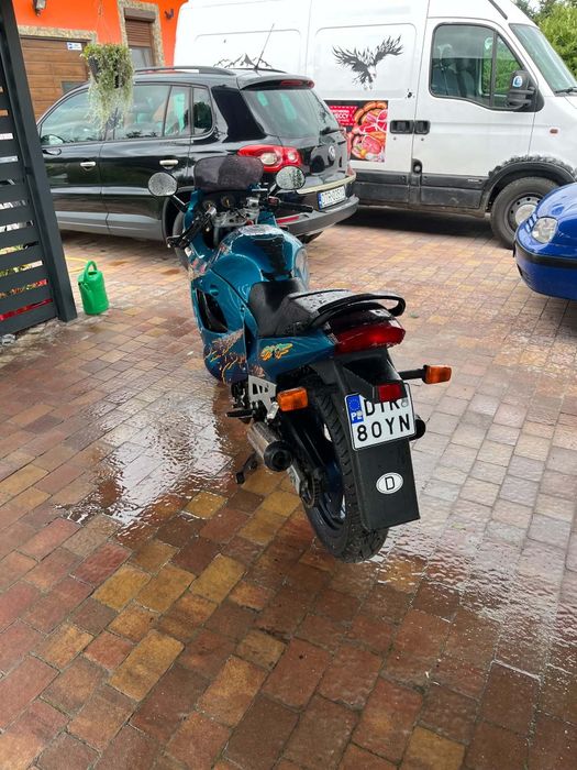 Suzuki GSX 600 F
