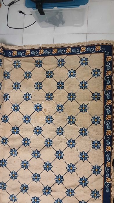 Tapete de Arraiolos de sala