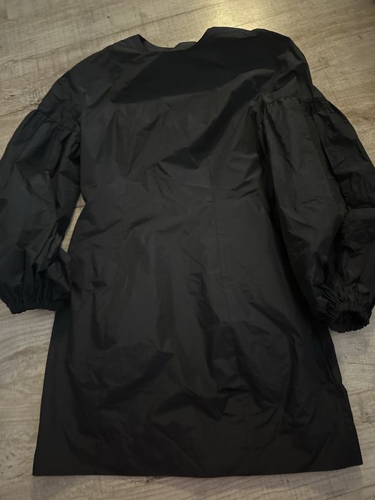 Супер плаття від COS