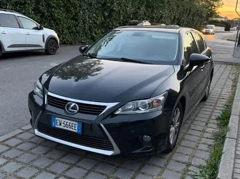 Lexus CT200H  Hybrid