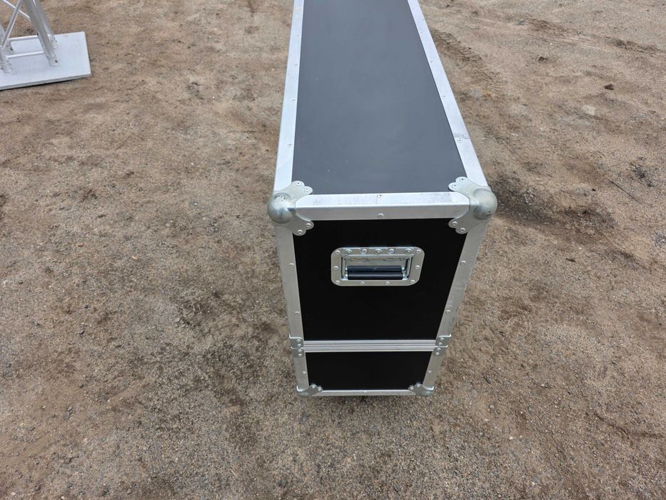 Case na TV, ekran, obraz max 45 cali Nakładka, flightcase / FAKTURA