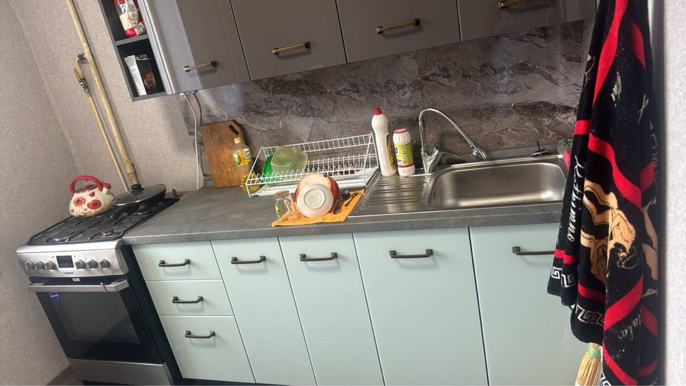 Сдам комнату в трехкомнатной квартире Закревського 27/2