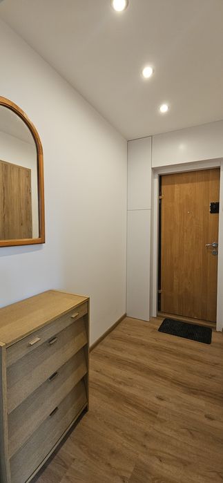 Świeżo po remoncie | 2 pokoje, osobna kuchnia i balkon | Łódź, Dąbrowa