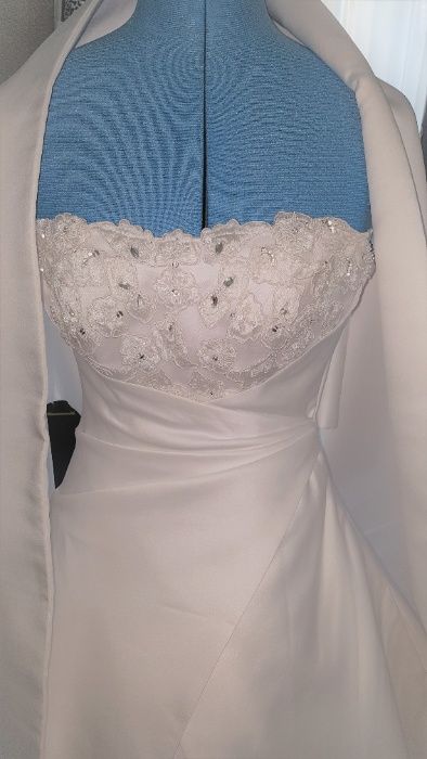 VESTIDO DE NOIVA - Maggie Sottero c/ Certificado- Saiote Echarpe Luvas