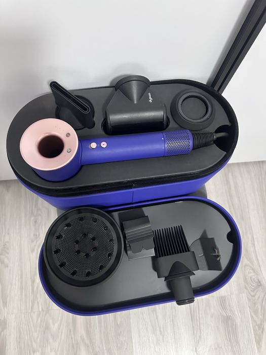 Фен Dyson Supersonic