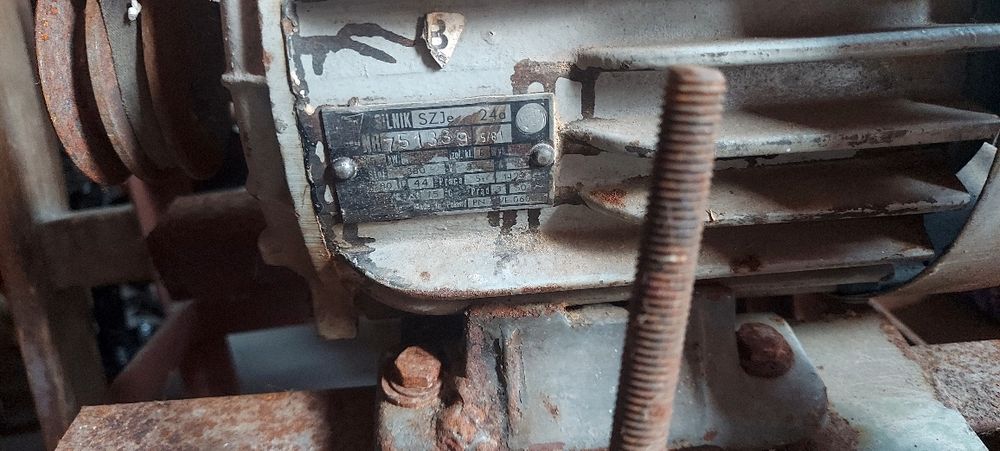 Silnik na nóżkach 1,5kw
