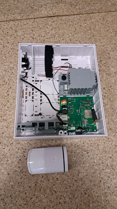 System alarmowy Jablotron