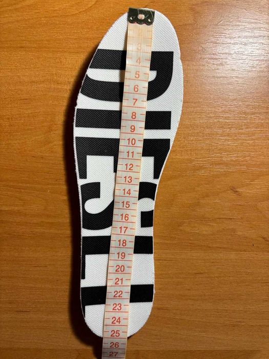 Кросівки кеди шкіряні оригінальні DIESEL розм. 39