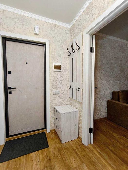 Оренда гарного 1-кімнатного житла поруч з ТРЦ ГОЛІВУД.