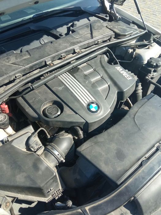 BMW E90 318D 2009r.