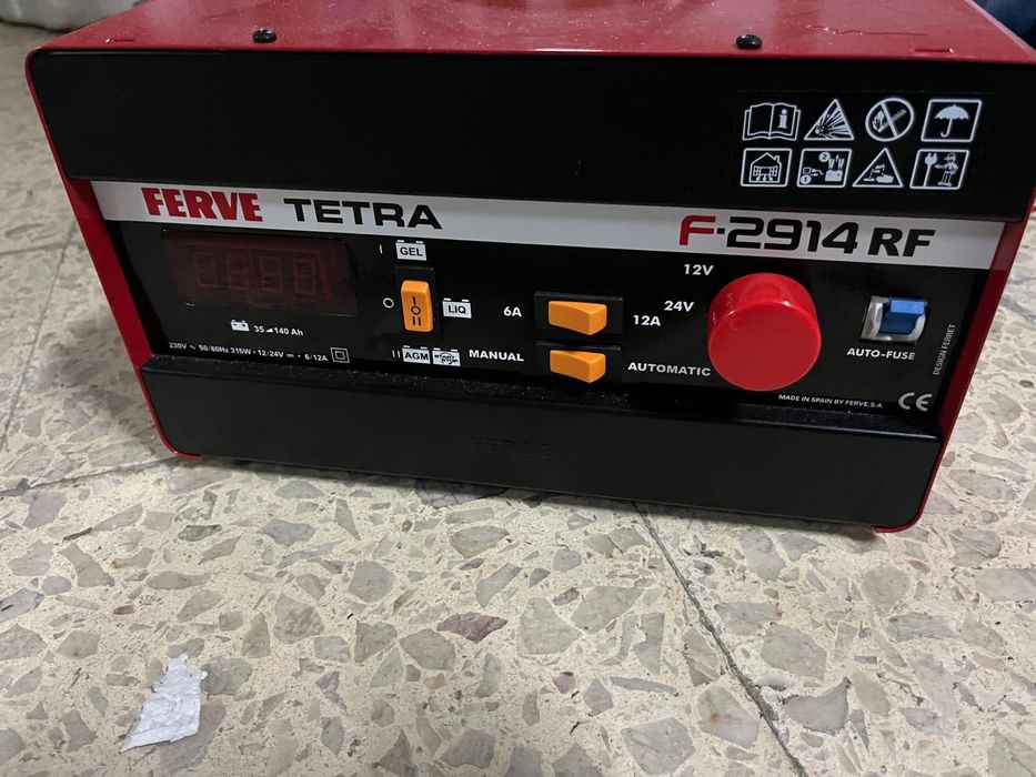 Carregador de baterias Tudor de 2024