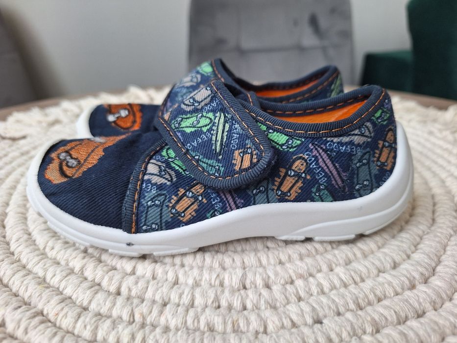 Papcie Kapcie Trampki Buty Chłopiec Befado 25