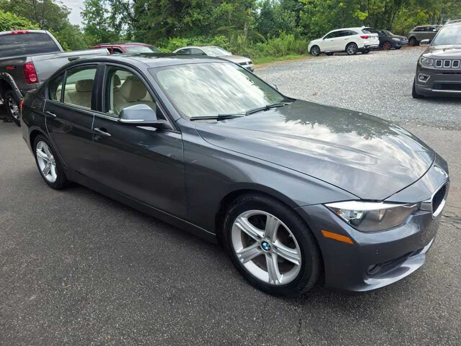 BMW 328i