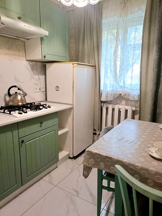 Здам 1 кімнатну квартиру по вул.Революції Гідності ( Супруна)