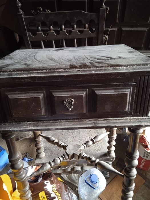 Comoda e 2 mesas de cabeceira