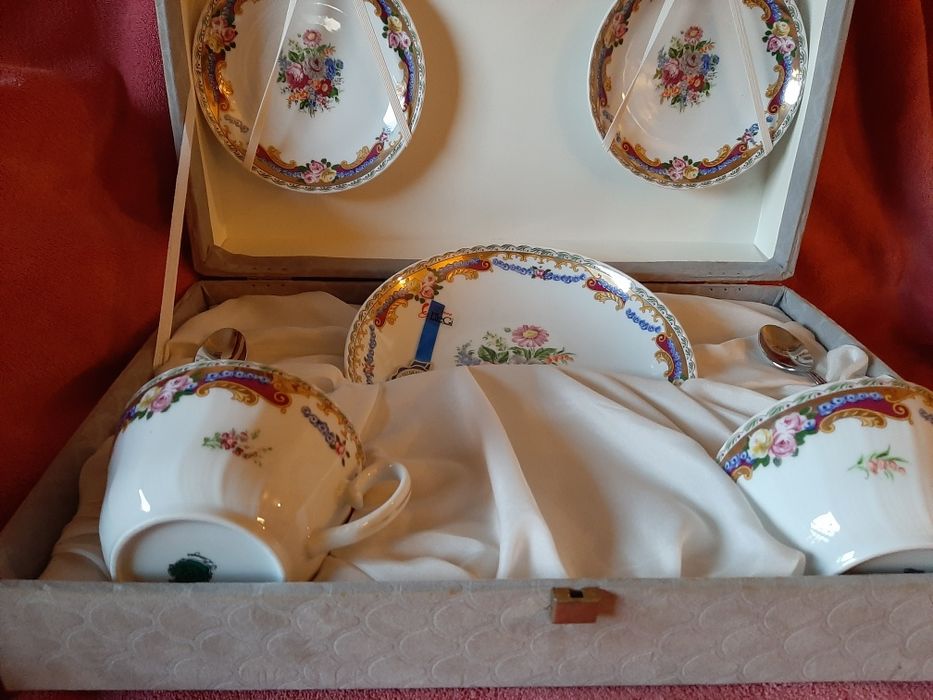 Conjunto chávenas Limoges