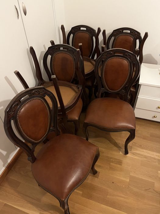 Cadeiras estofo pele