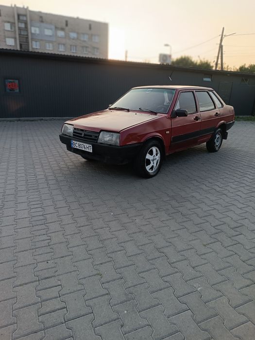 В продажі Ваз 21099