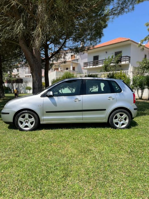2004 Vw polo 1.2 12v a gasolina 230 mil km Está como novo !!! Tem ac